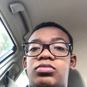 Meet your Posher, Joshua